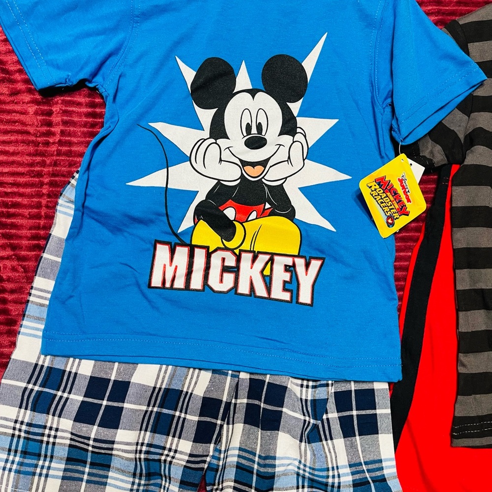 Disney Boys Size 4T Set of 2 outfits NEW - Picture 2 of 6